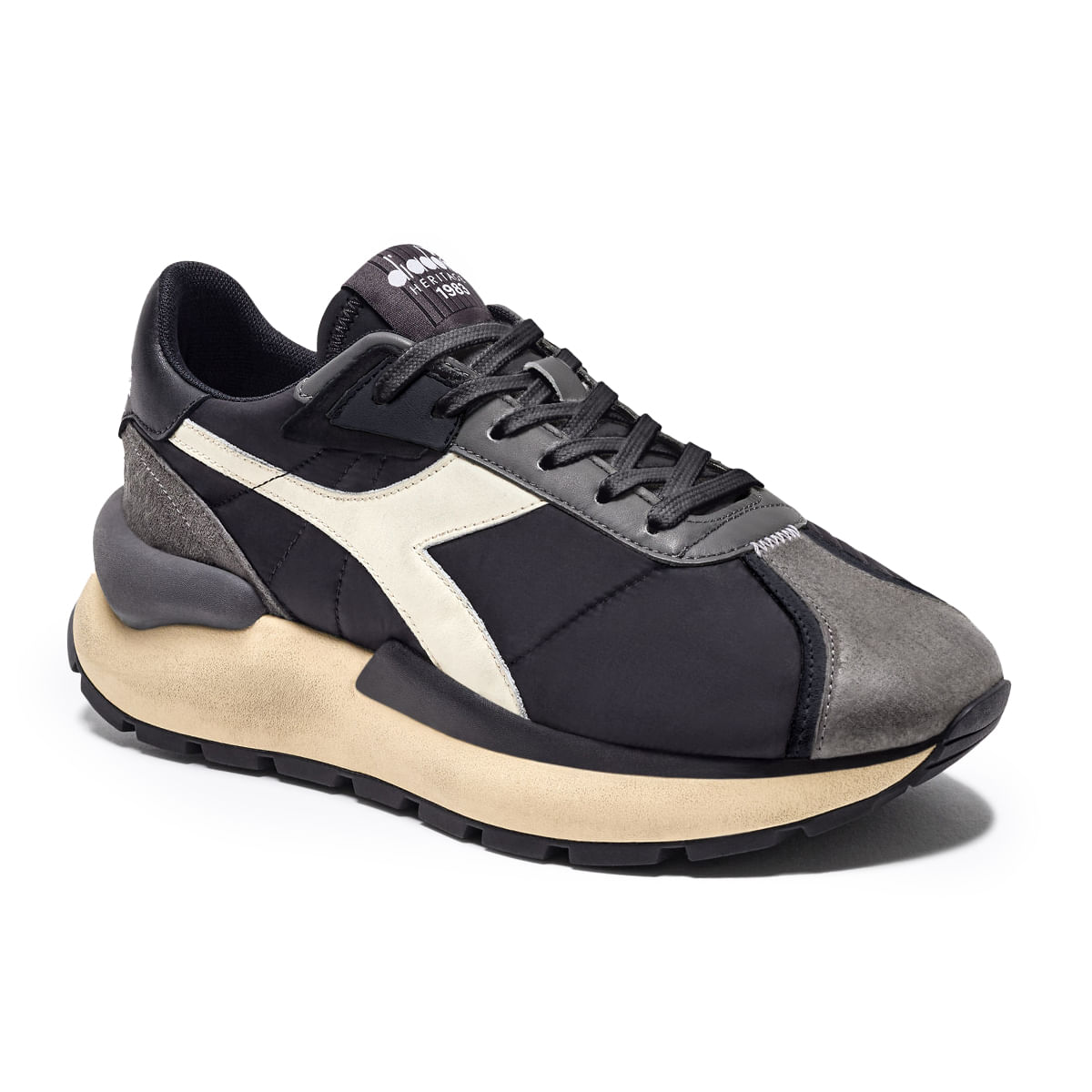 Tênis Casual Diadora Mercury Elite Preto e Branco Unissex